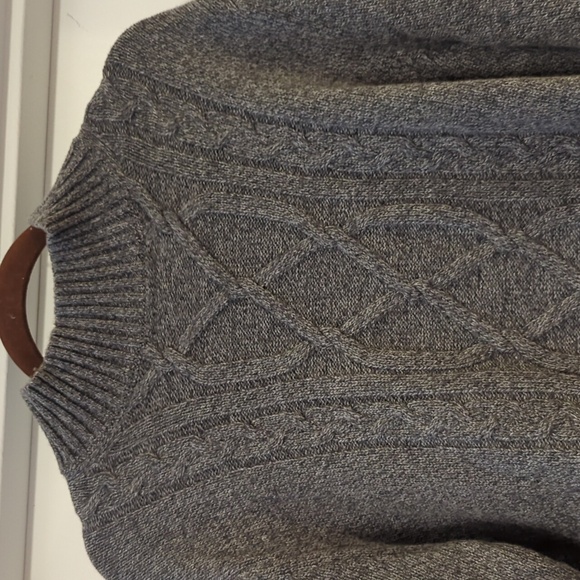 Banana Republic Italian Yarn Merino Wool Blend Cable Crewneck Heather Grey L - Picture 3 of 8